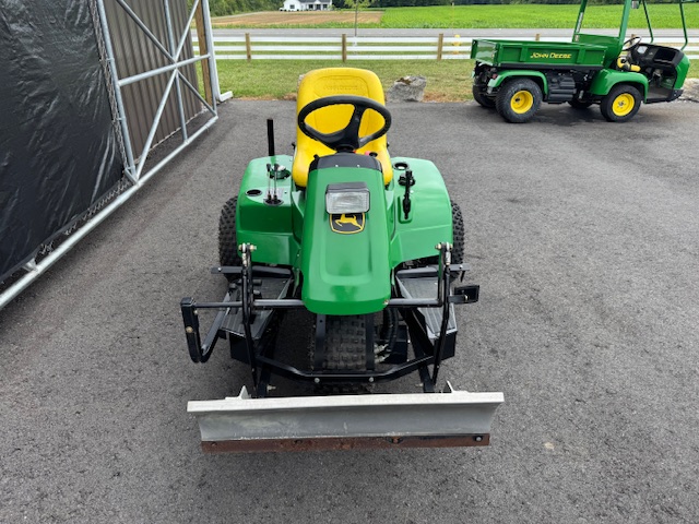 2018 1200H Gas 3WD Bunker and Field Rake - John Deere - Image 2