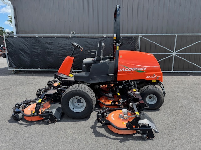 2014 AR722 Diesel 4WD Contour Rotary Mower - Jacobsen - Image 3