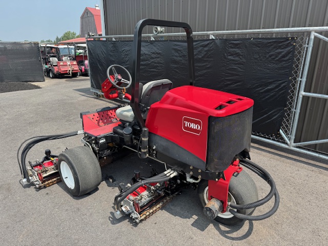 2016 Reelmaster 3550 Diesel 3WD Reel Mower - Toro - Image 4