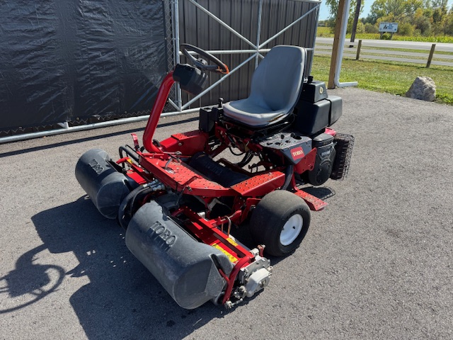 2009 Greensmaster 3150 Gas 2WD Greensmower - Toro