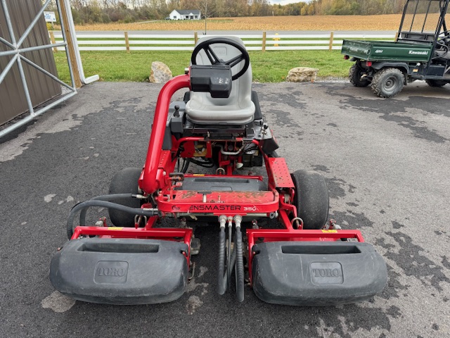 2011 Greensmaster 3150 Gas 2WD Greensmower - Toro - Image 2