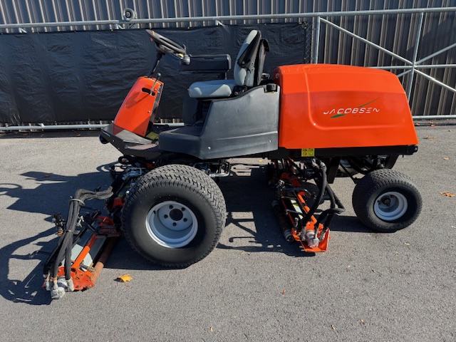 2020 LF 510 Diesel 2WD Fairway Mower - Jacobsen - Image 3