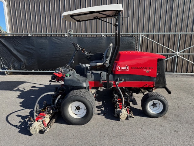 2015 Reelmaster 5010H Diesel 2WD Hybrid Electric Reels Fairwary Mower - Toro - Image 2