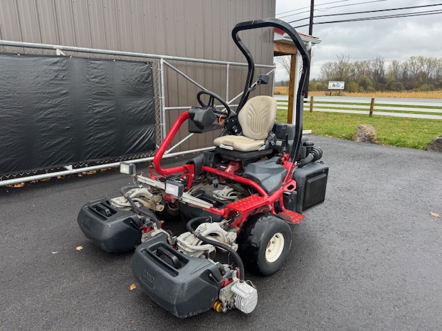 2011 Greensmaster 3420 Diesel 2WD Tri-flex Hybrid with Electric Reels Greens Mower - Toro