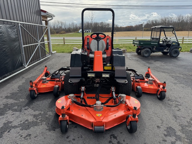 2016 R311T Diesel 4WD Wide Area Mower - Jacobsen - Image 2