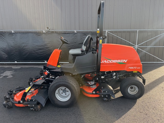 AR522 Diesel 4WD Contouring Mower - Jacobsen