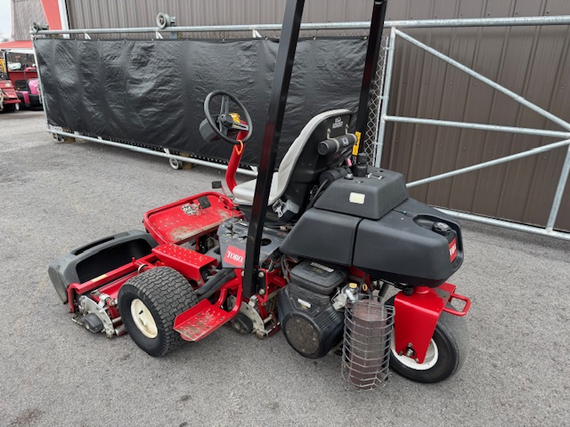 2014 Greensmaster 3150 Gas 2WD Greensmower - Toro - Image 4