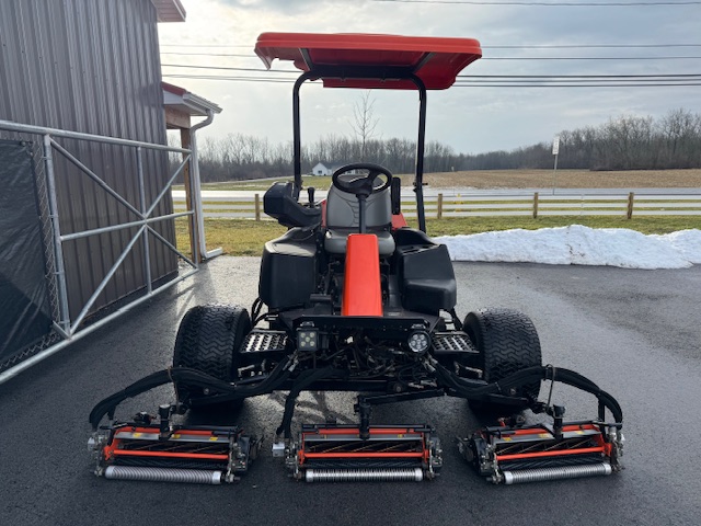 2019 LF 550 Diesel 2WD Fairway Mower - Jacobsen - Image 2