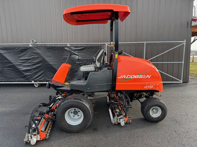2019 LF 550 Diesel 2WD Fairway Mower - Jacobsen - Image 3