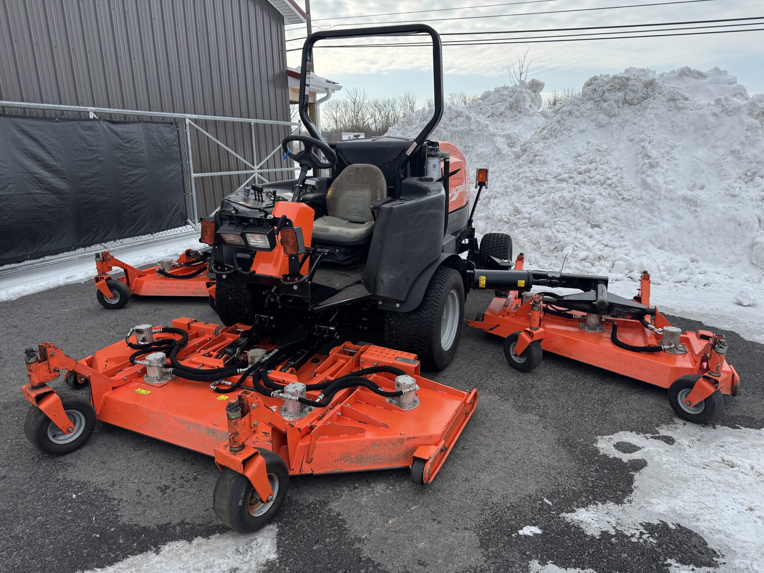2014 HR9016 Turbo Diesel 4WD Wide Area Mower - Jacobsen - Image 2