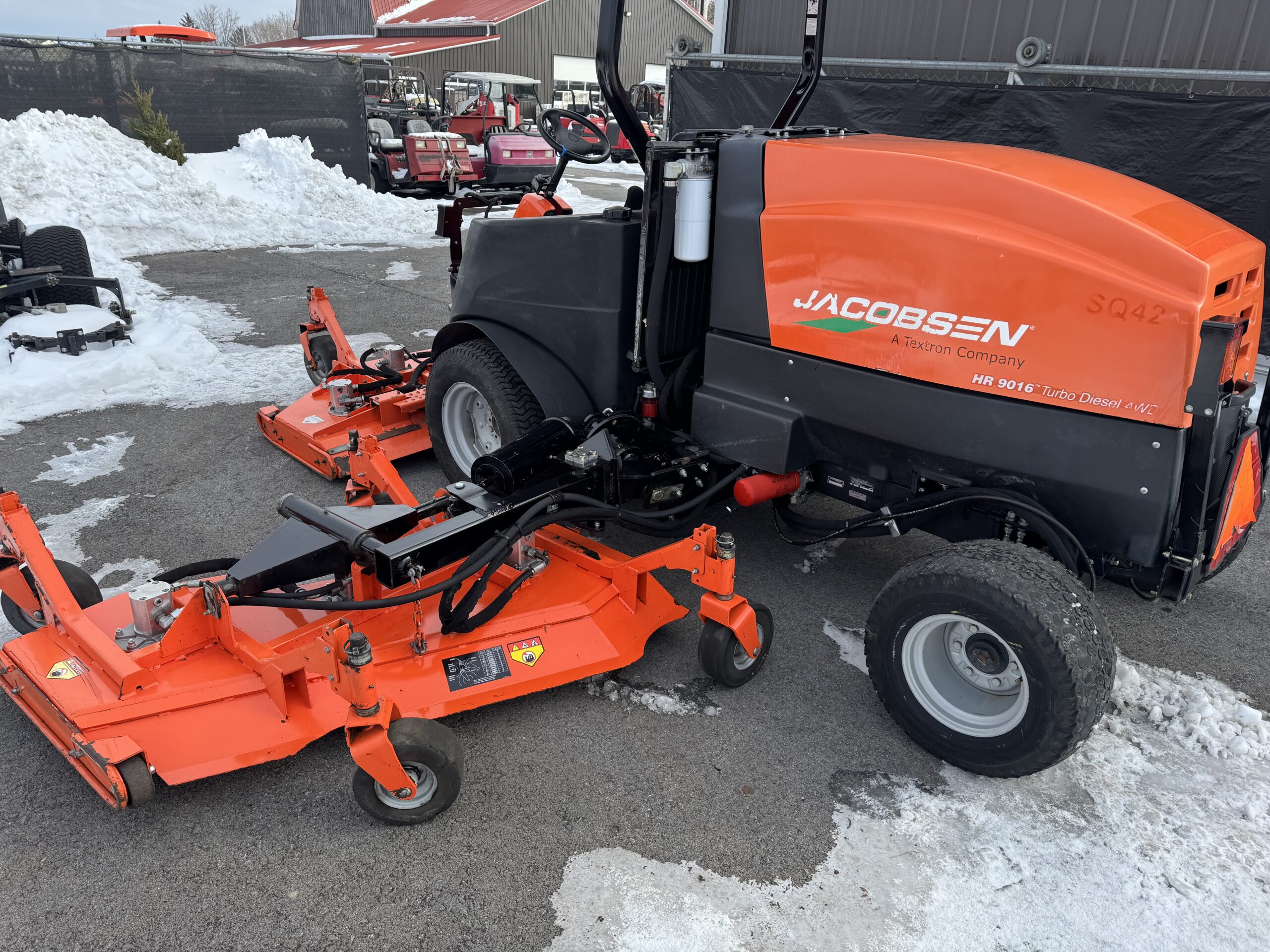 2014 HR9016 Turbo Diesel 4WD Wide Area Mower - Jacobsen - Image 5