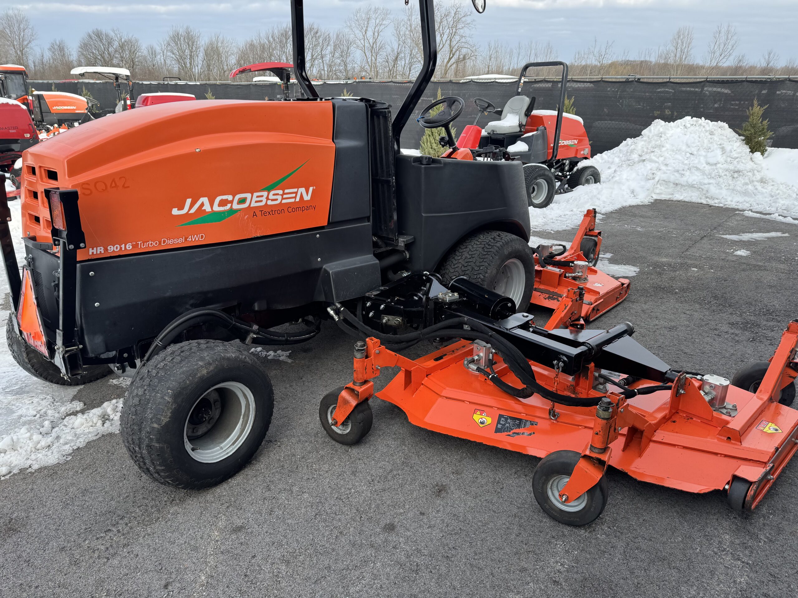 2014 HR9016 Turbo Diesel 4WD Wide Area Mower - Jacobsen - Image 6