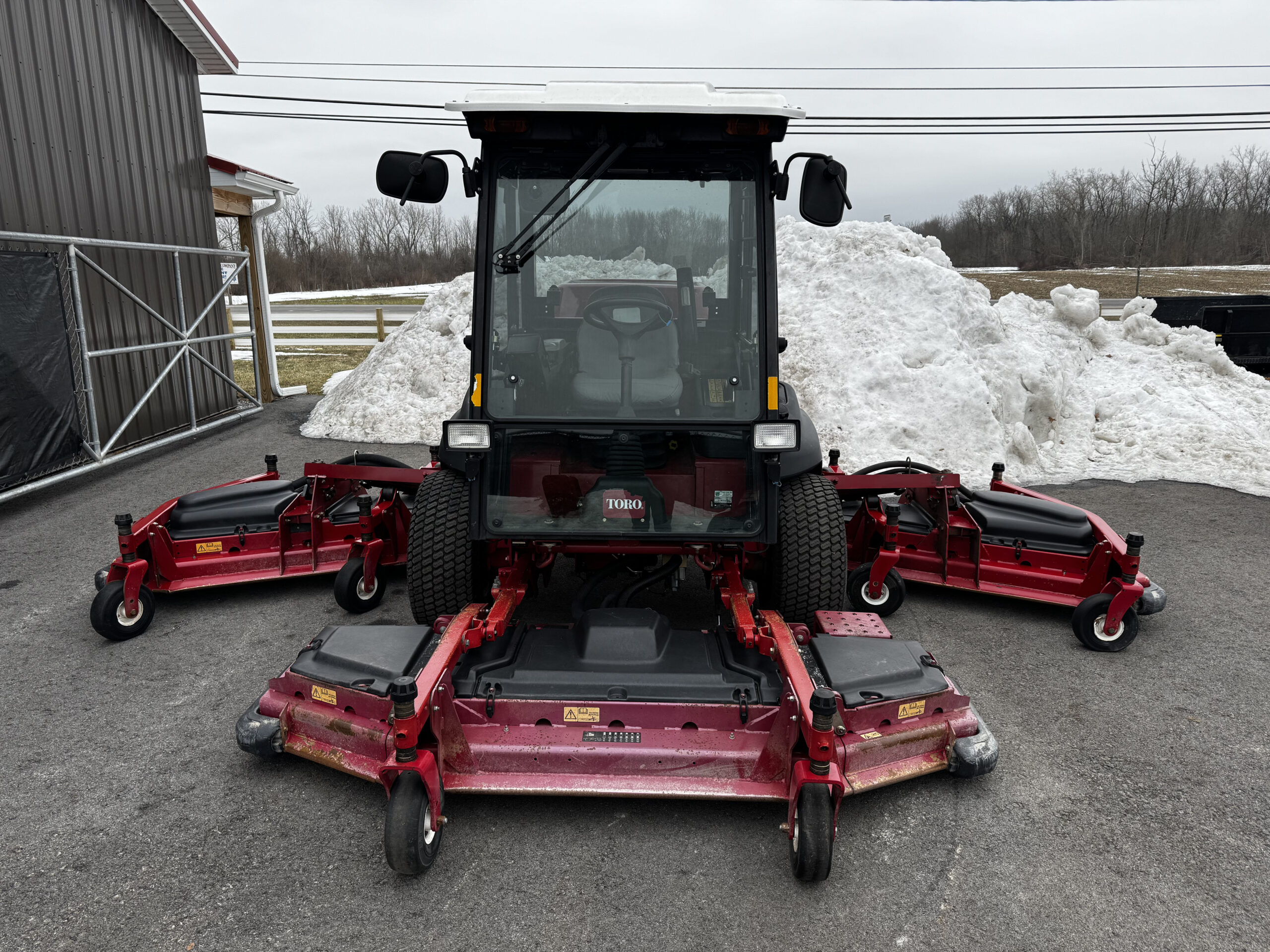 2017 Groundsmaster 5910 Diesel 4WD Climate Controlled Cab Wide Area Mower - Toro - Image 5