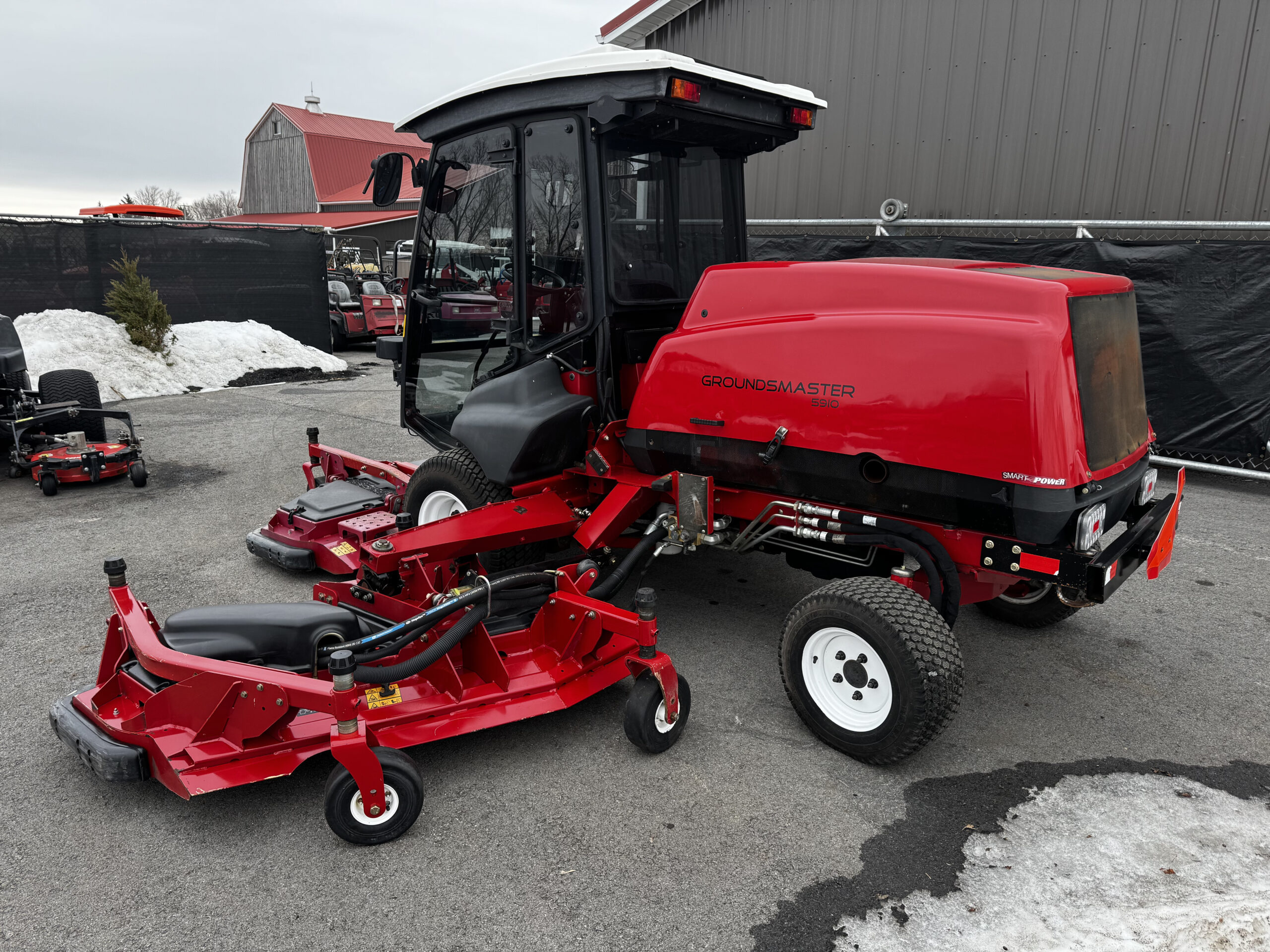 2017 Groundsmaster 5910 Diesel 4WD Climate Controlled Cab Wide Area Mower - Toro - Image 8
