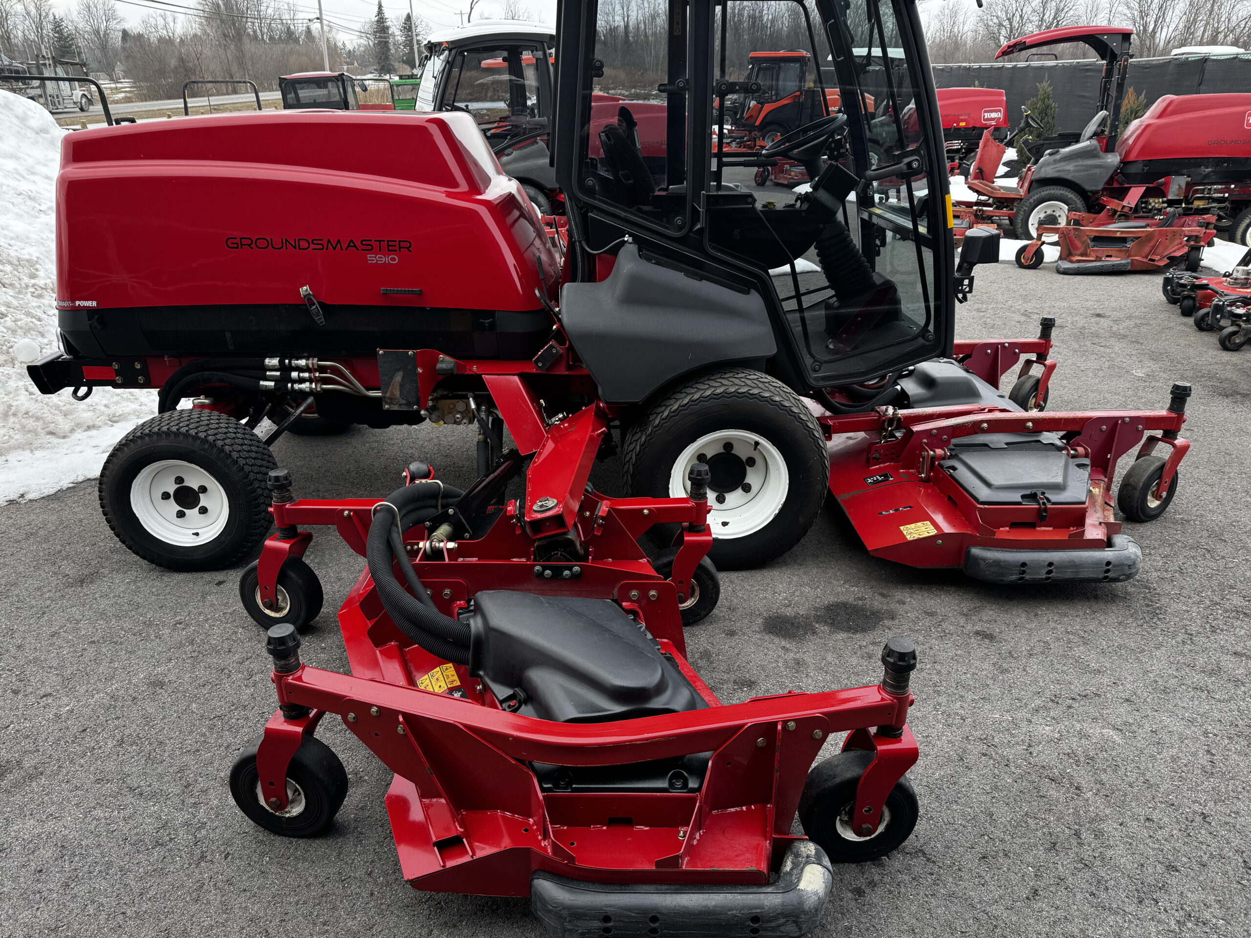 2017 Groundsmaster 5910 Diesel 4WD Climate Controlled Cab Wide Area Mower - Toro - Image 2
