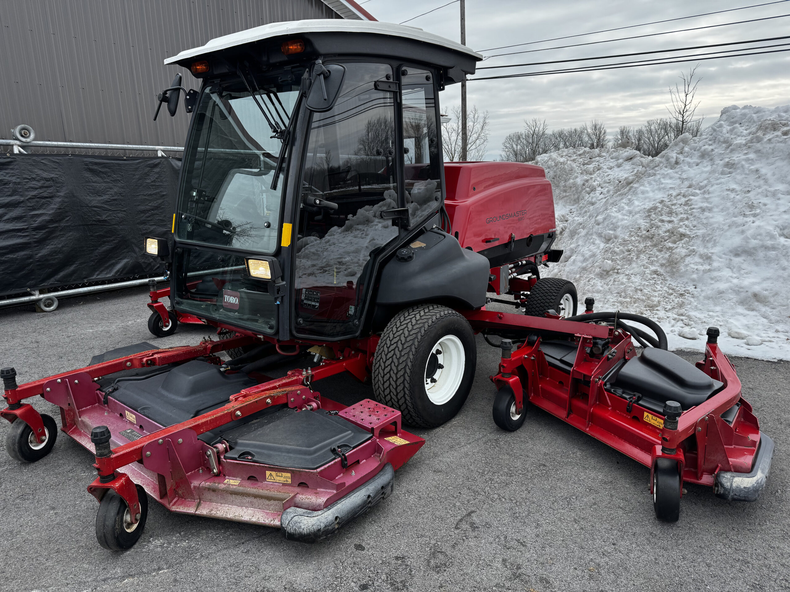 2017 Groundsmaster 5910 Diesel 4WD Climate Controlled Cab Wide Area Mower - Toro - Image 8