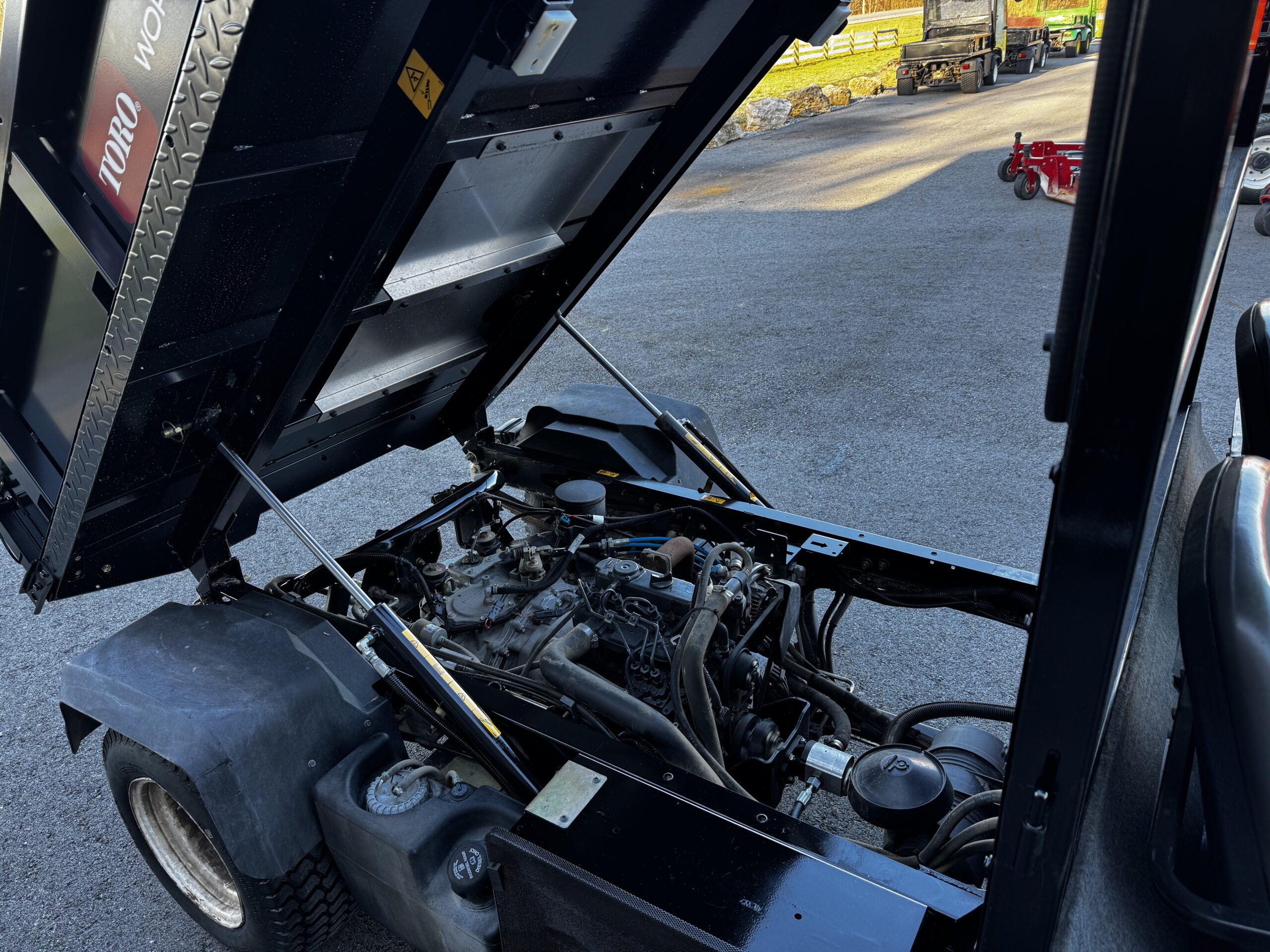 2019 Workman HDX Diesel 2WD Utility Vehicle - Toro - Image 3