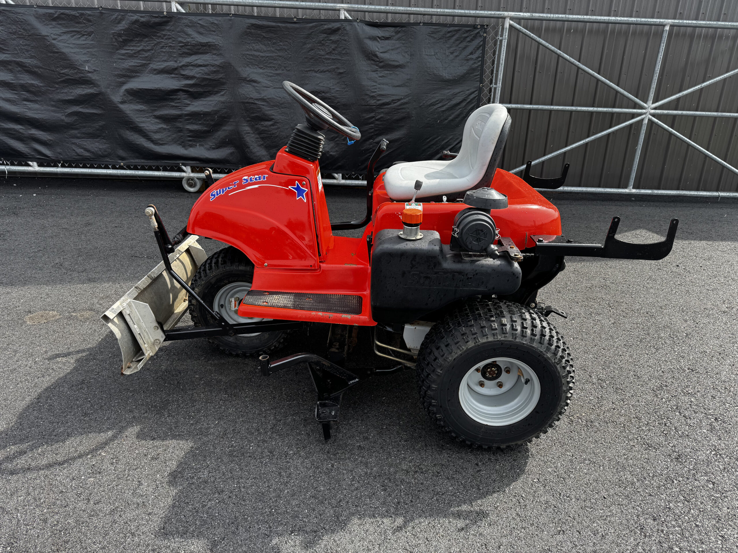 2016 Super Star 3WD Bunker and Field Rake - smithco - Image 5