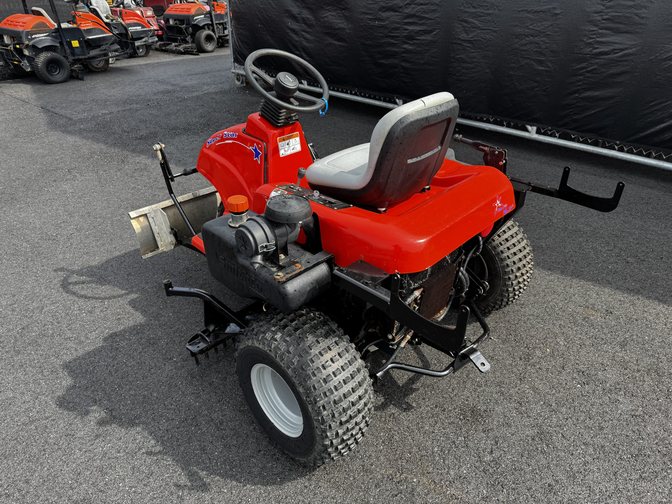 2016 Super Star 3WD Bunker and Field Rake - smithco - Image 6
