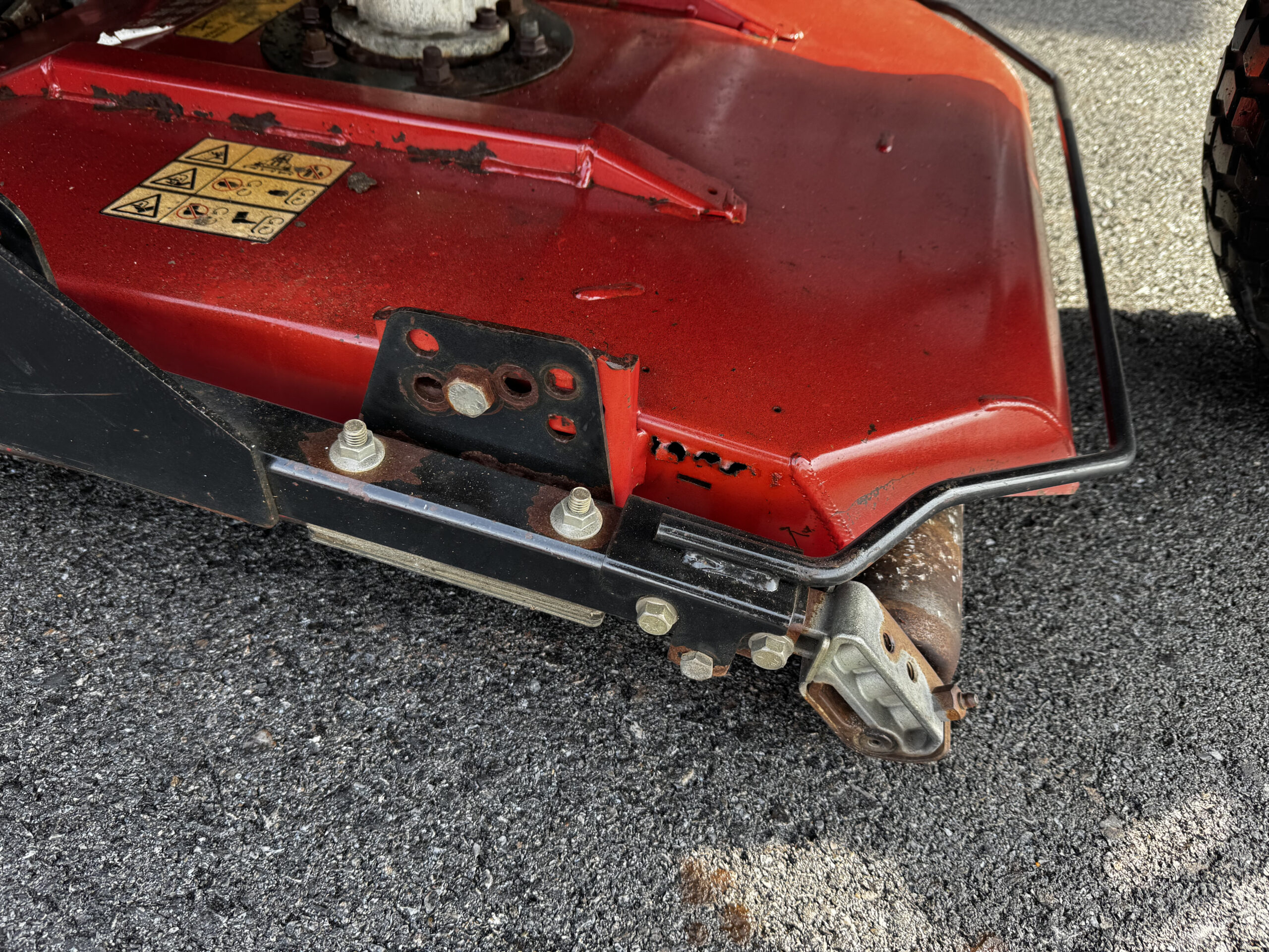 2015 Groundsmaster 3500 Diesel Sidewinder 3WD Contouring Mower - Toro - Image 3