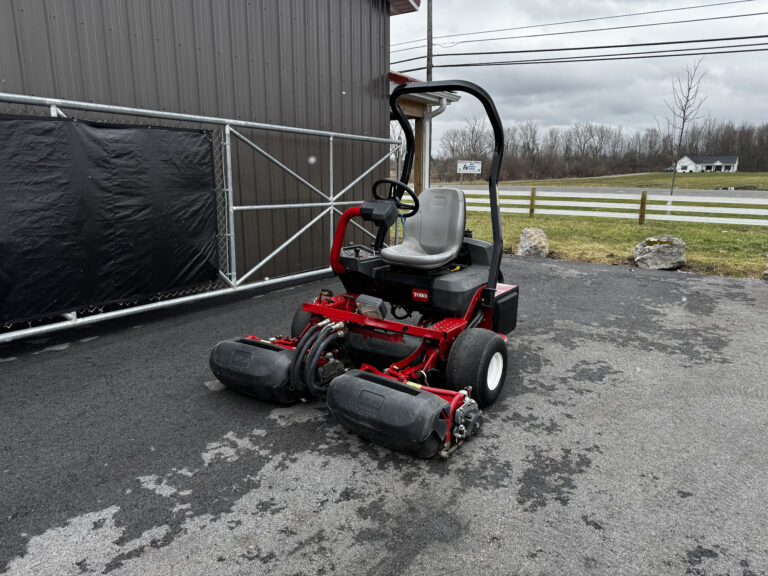 2013 Greensmaster 3250 Diesel 3WD Greensmower - Toro