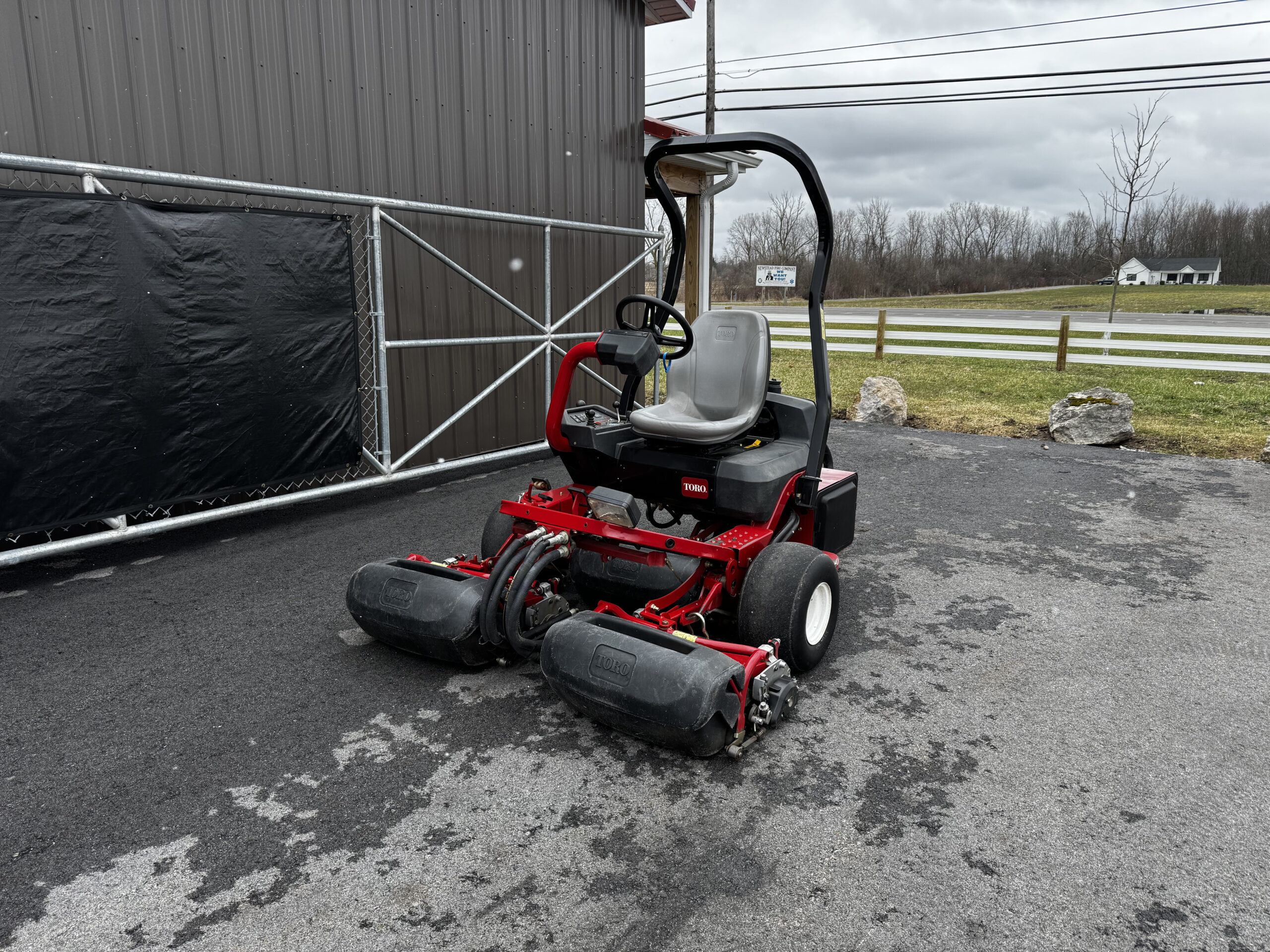 2013 Greensmaster 3250 Diesel 3WD Greensmower - Toro