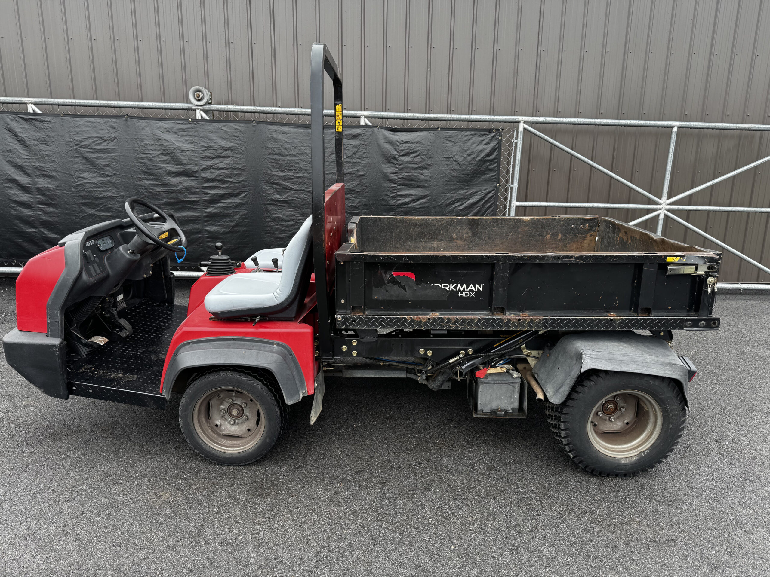 2016 Workman HDX Gas 2WD - Toro - Image 5