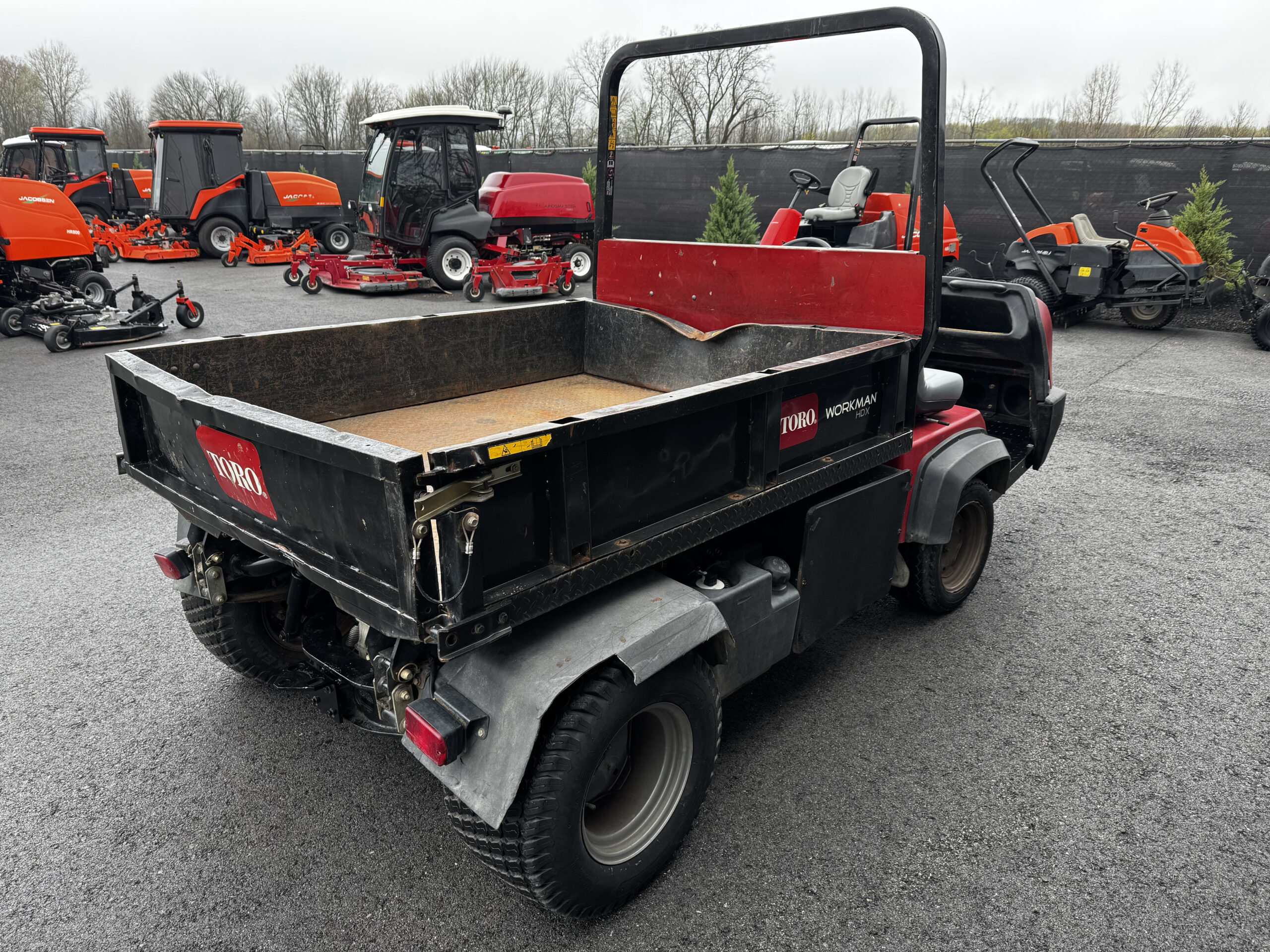 2016 Workman HDX Gas 2WD - Toro - Image 9