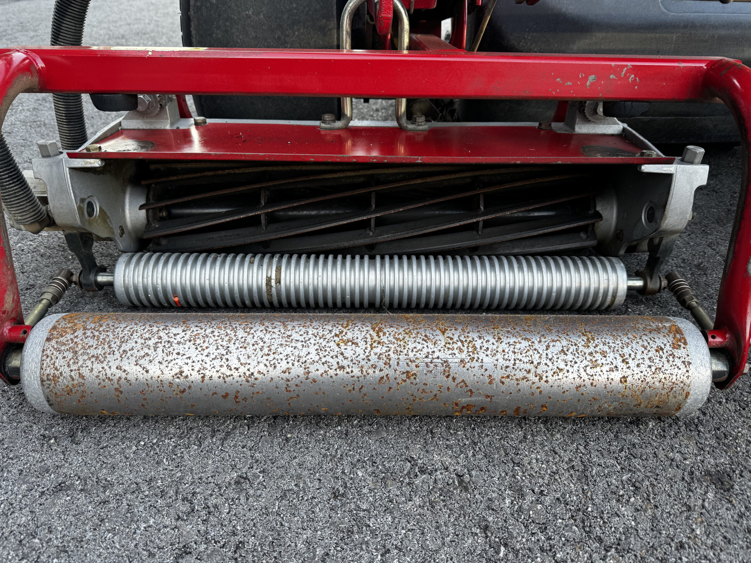 2011 Greensmaster 3150 Gas 2WD Greensmower - Toro - Image 7