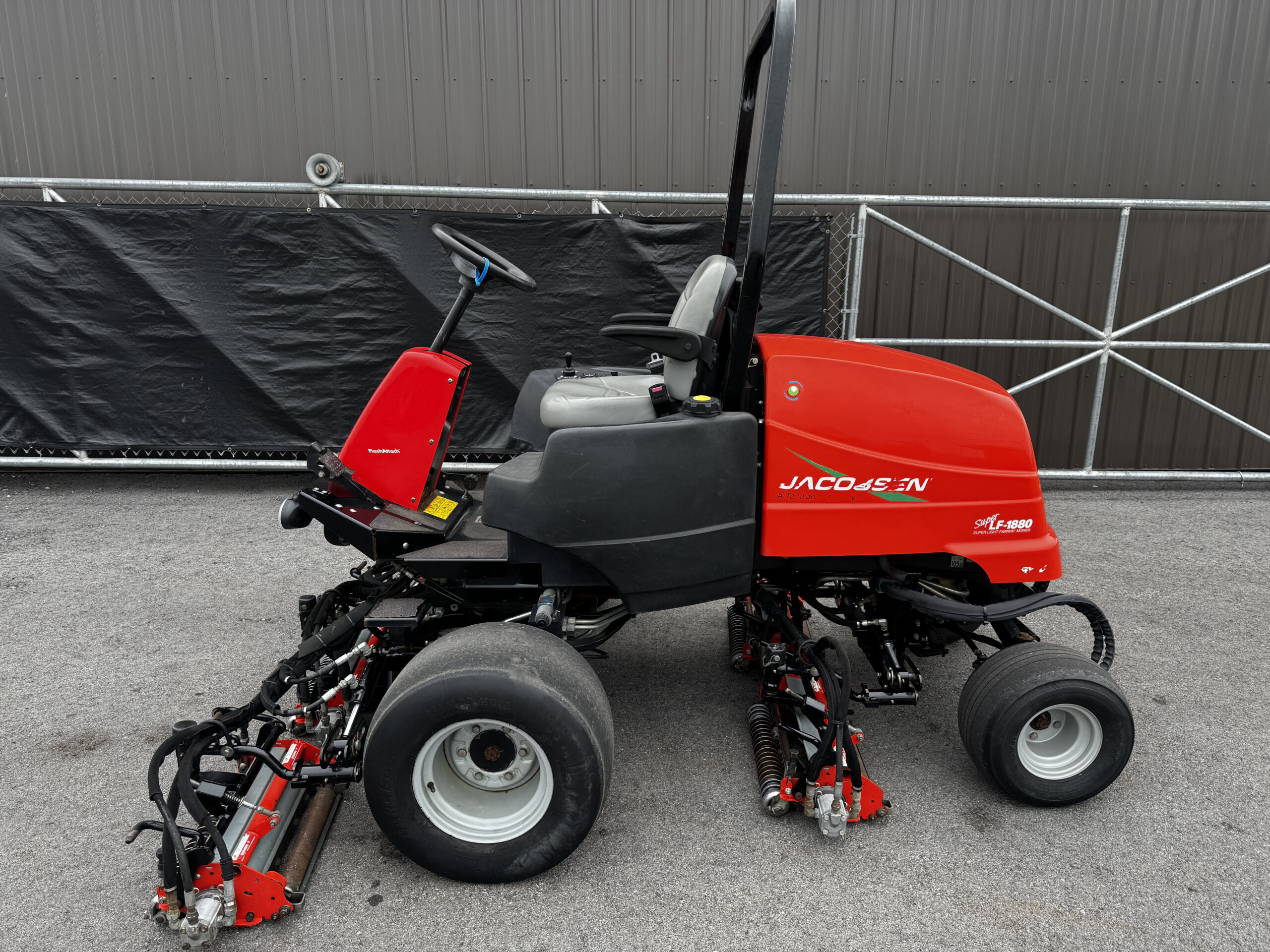 2016 LF1880 Super Light Fairway Mower Diesel 4WD Fairway Mower - Jacobsen - Image 6