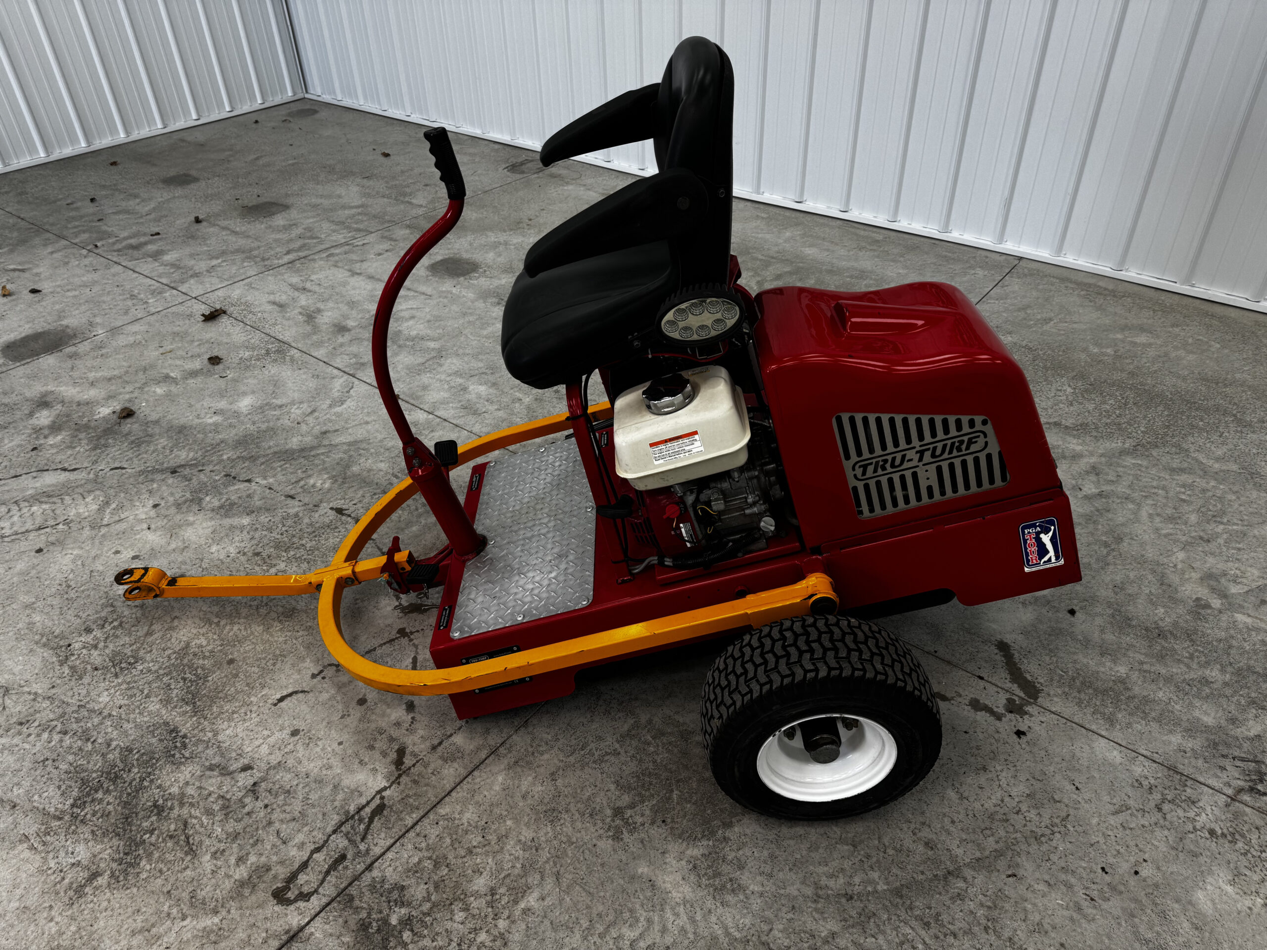 Tru-Turf RB48-11A Greens Roller - Image 3