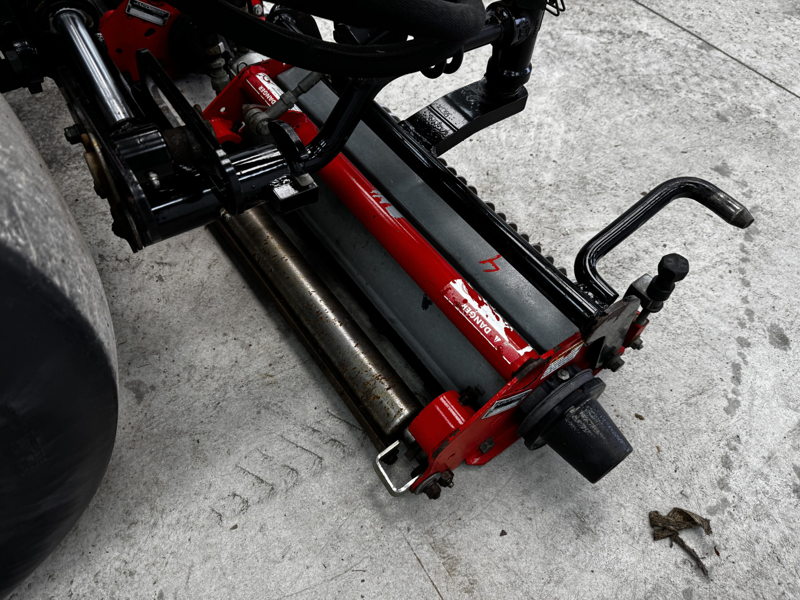 2008 LF 1880 Diesel 4WD Fairway Mower - Jacobsen - Image 5