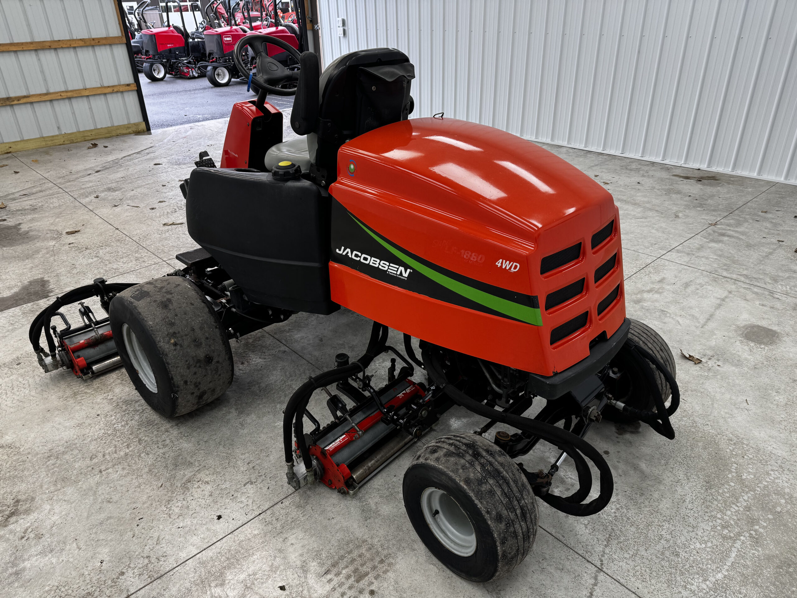 2008 LF 1880 Diesel 4WD Fairway Mower - Jacobsen - Image 8
