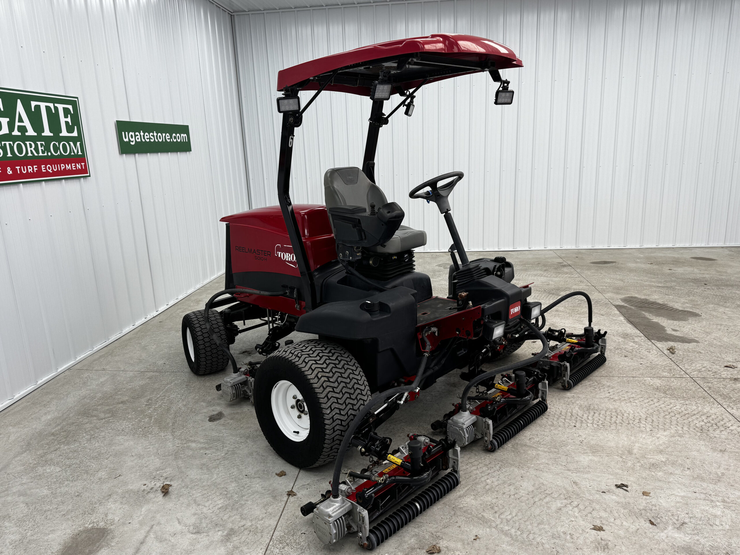 2019 Reelmaster 5010H Diesel 4WD Hybrid Electric Reels Fairwary Mower - Toro - Image 4