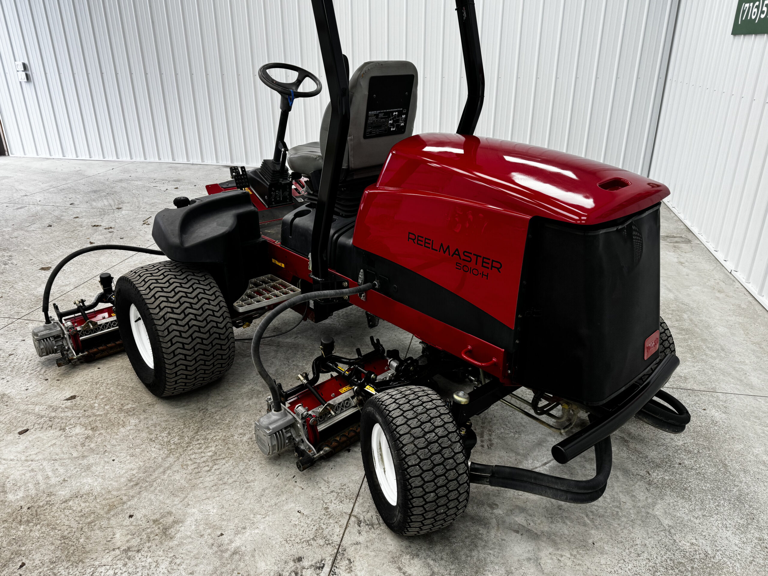 2019 Reelmaster 5010H Diesel 4WD Hybrid Electric Reels Fairwary Mower - Toro - Image 6