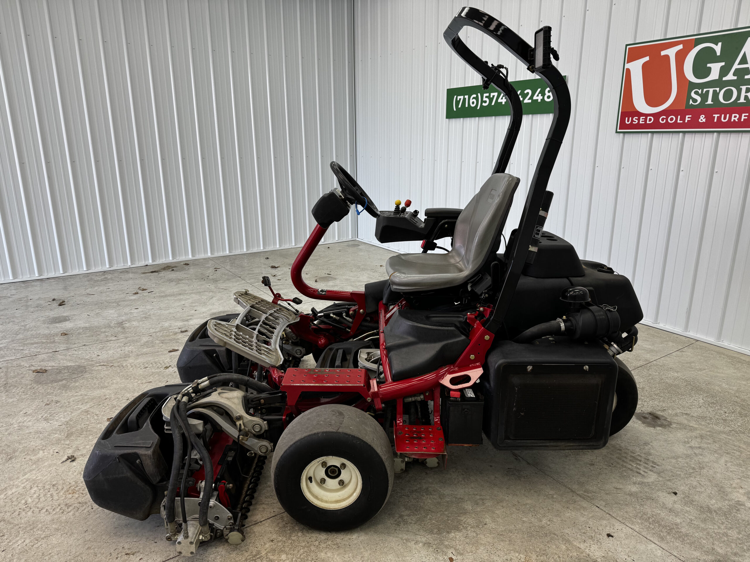 2013 Greensmaster Triflex 3400 Diesel Greens Mower - Toro - Image 5