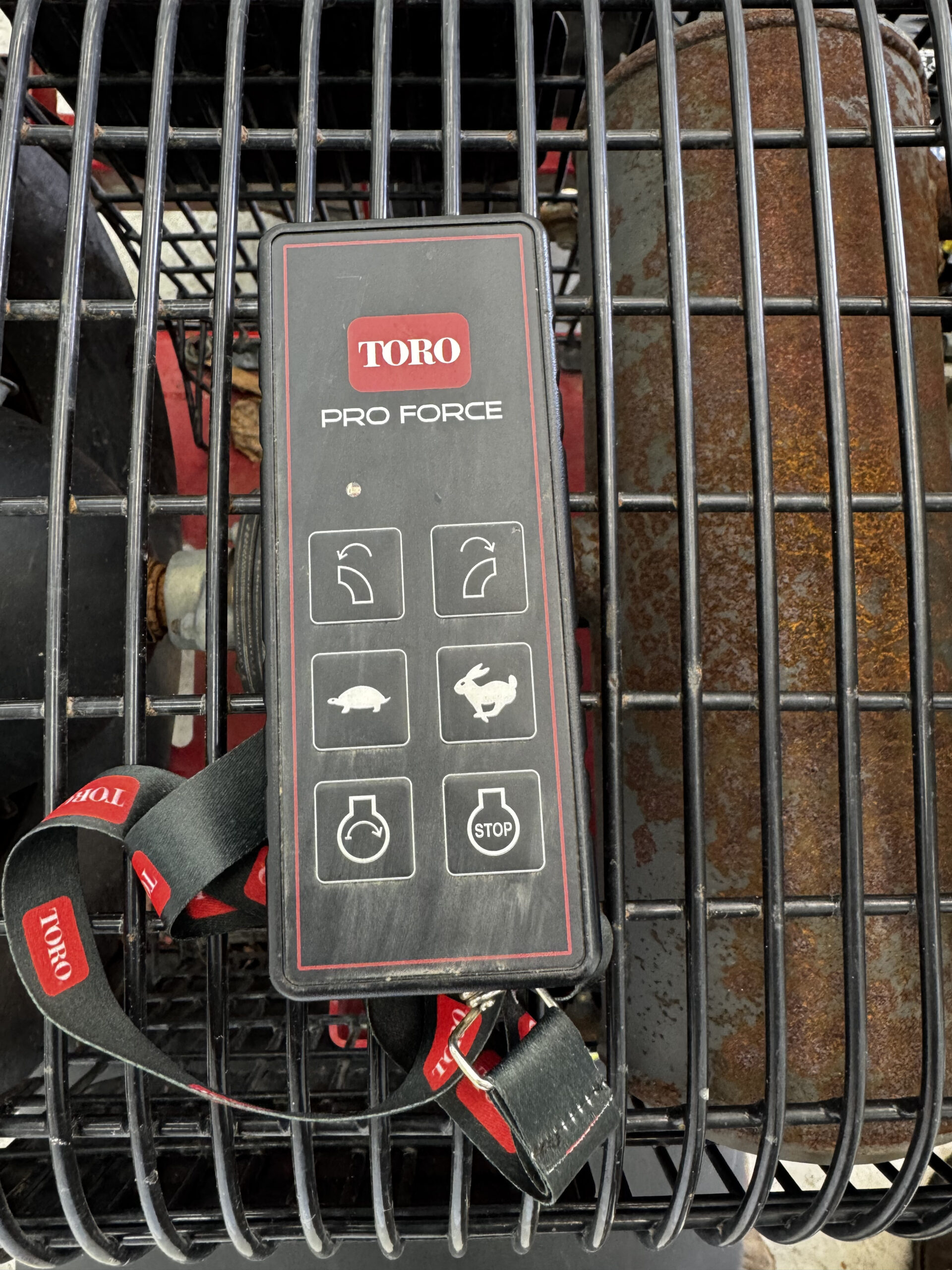 Pro Force Pull Behind Blower - Toro - Image 6