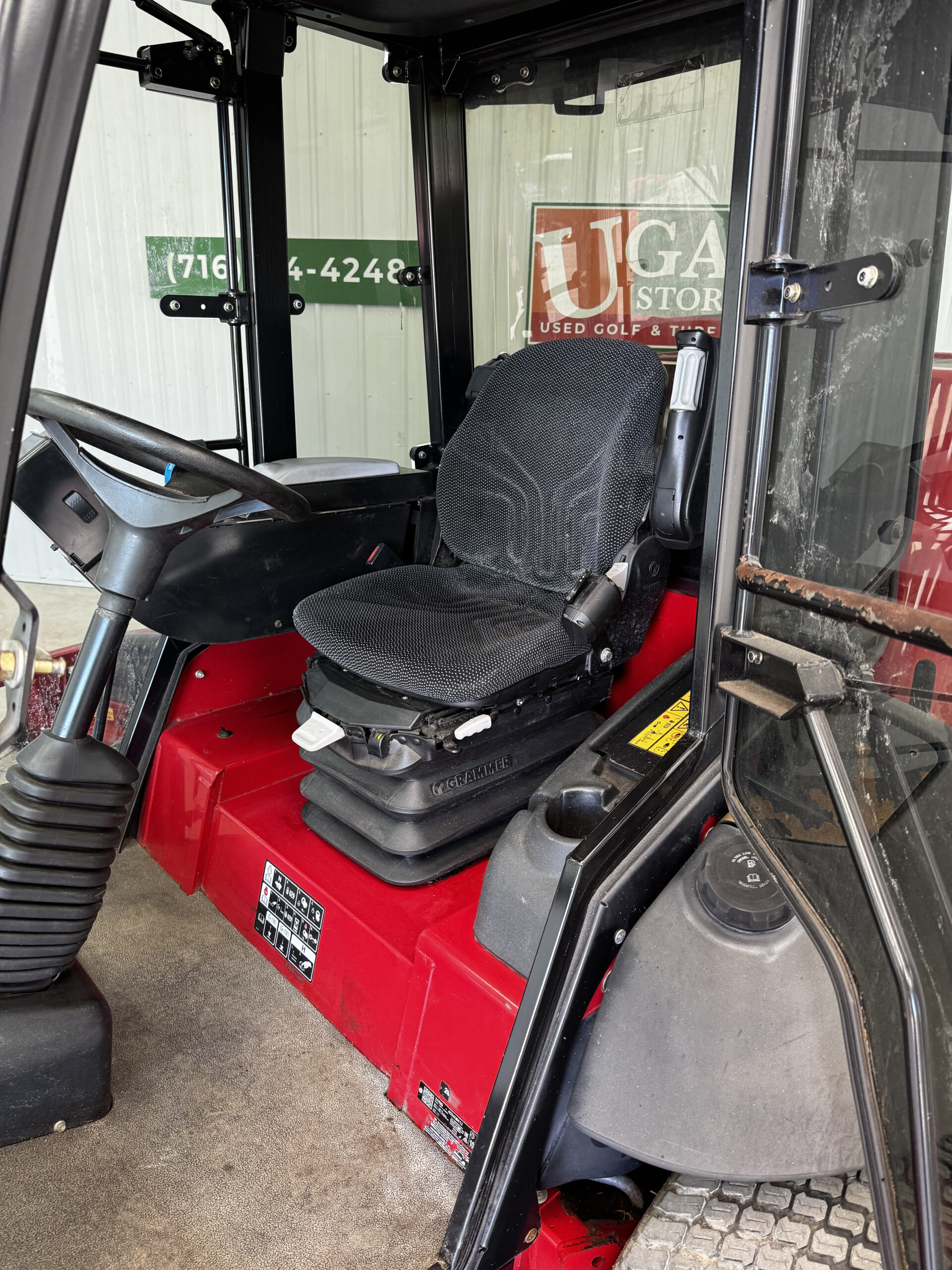 2018 Groundsmaster 5910 Diesel 4WD Climate Controlled Cab Wide Area Mower - Toro - Image 3