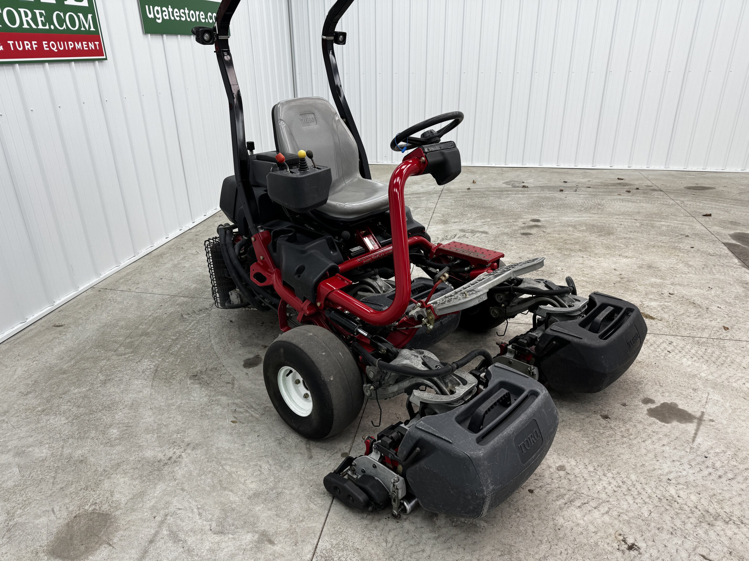 2011 Greensmaster Triflex 3420 Hybrid Diesel 3WD Electric Reel Greens Mower - Toro - Image 6